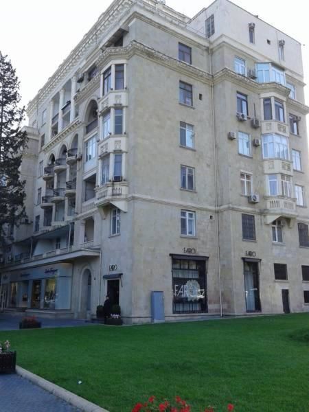 Апартаменты BAKU CITY CENTER 1 Баку-33